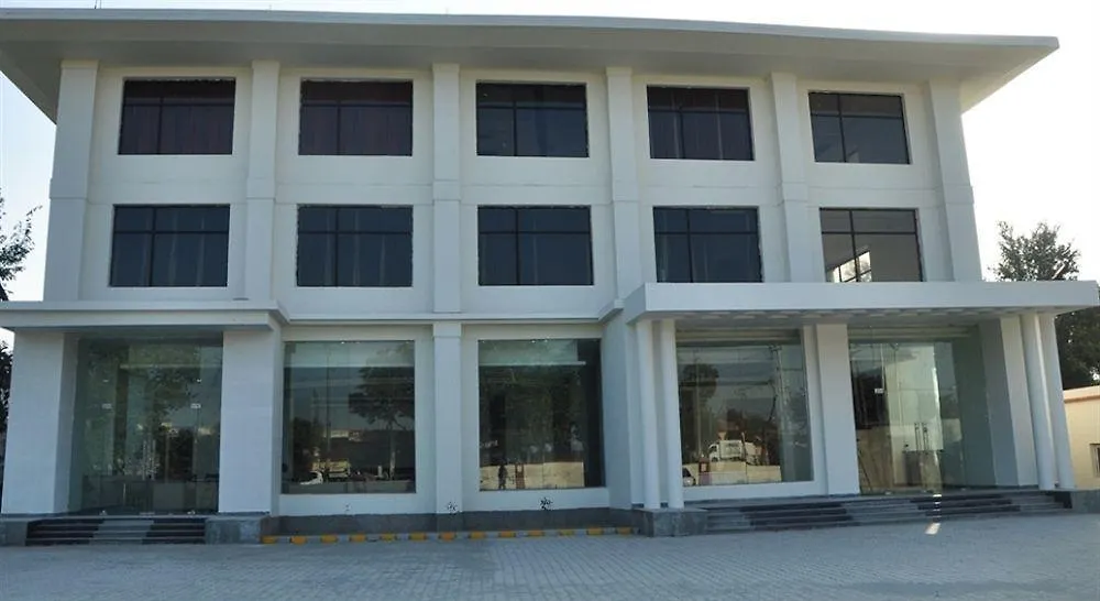 Madhu Resort Agra  3*, Agra (Uttar Pradesh)