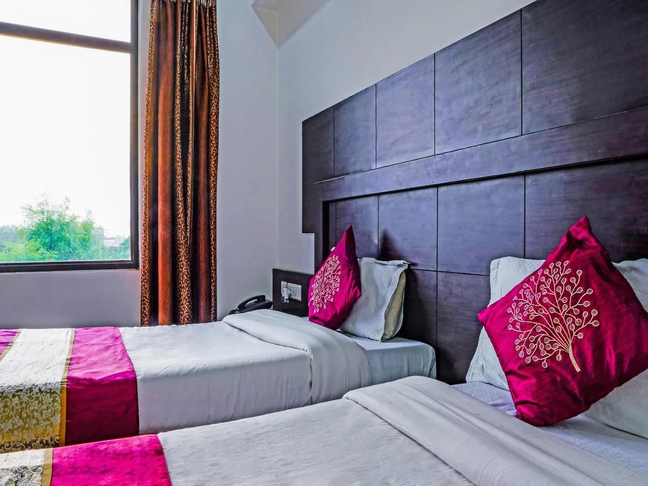 Madhu Resort Agra  Agra (Uttar Pradesh)