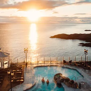 https://oak-bay-beach-hotel.richmond-hotels.com