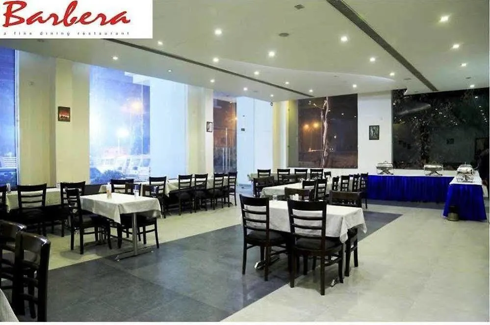 Madhu Resort Agra  Hotel Agra (Uttar Pradesh)