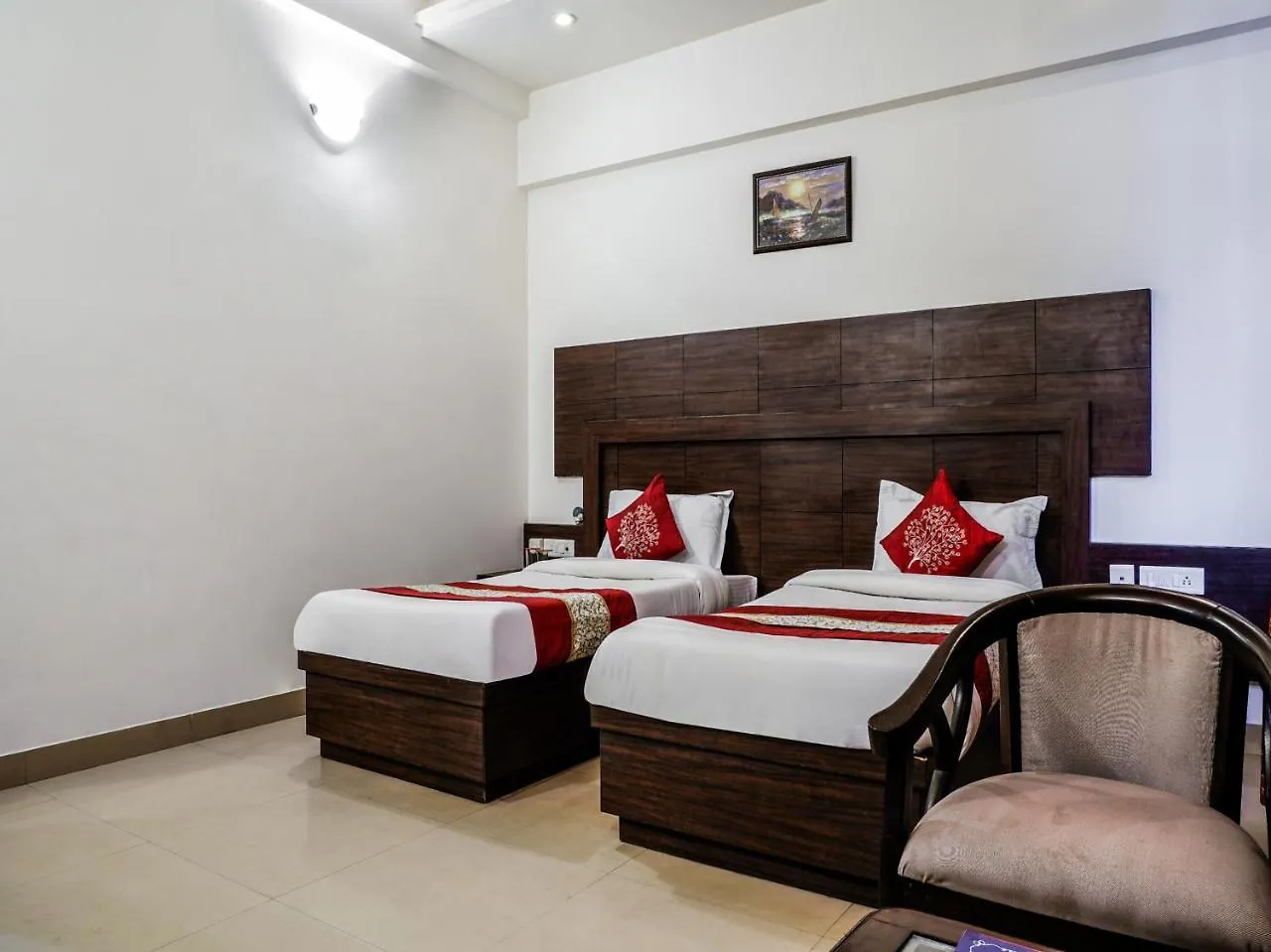 Hotel Madhu Resort Agra